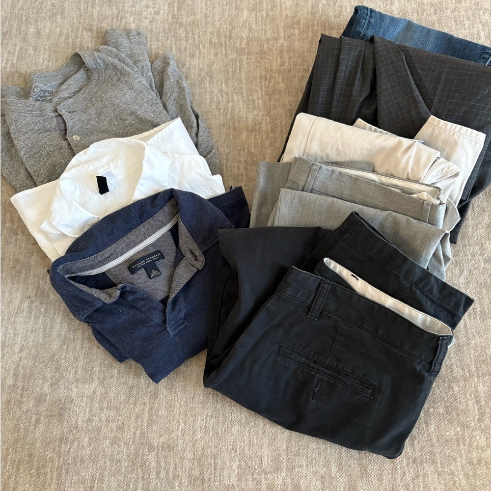 Men's 8pc Medium Clothing Bundle - image 1